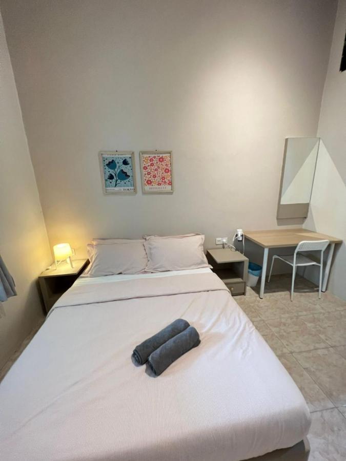 Myroom Georgetown, Off Jalan Burma, Gurney Drive 외부 사진
