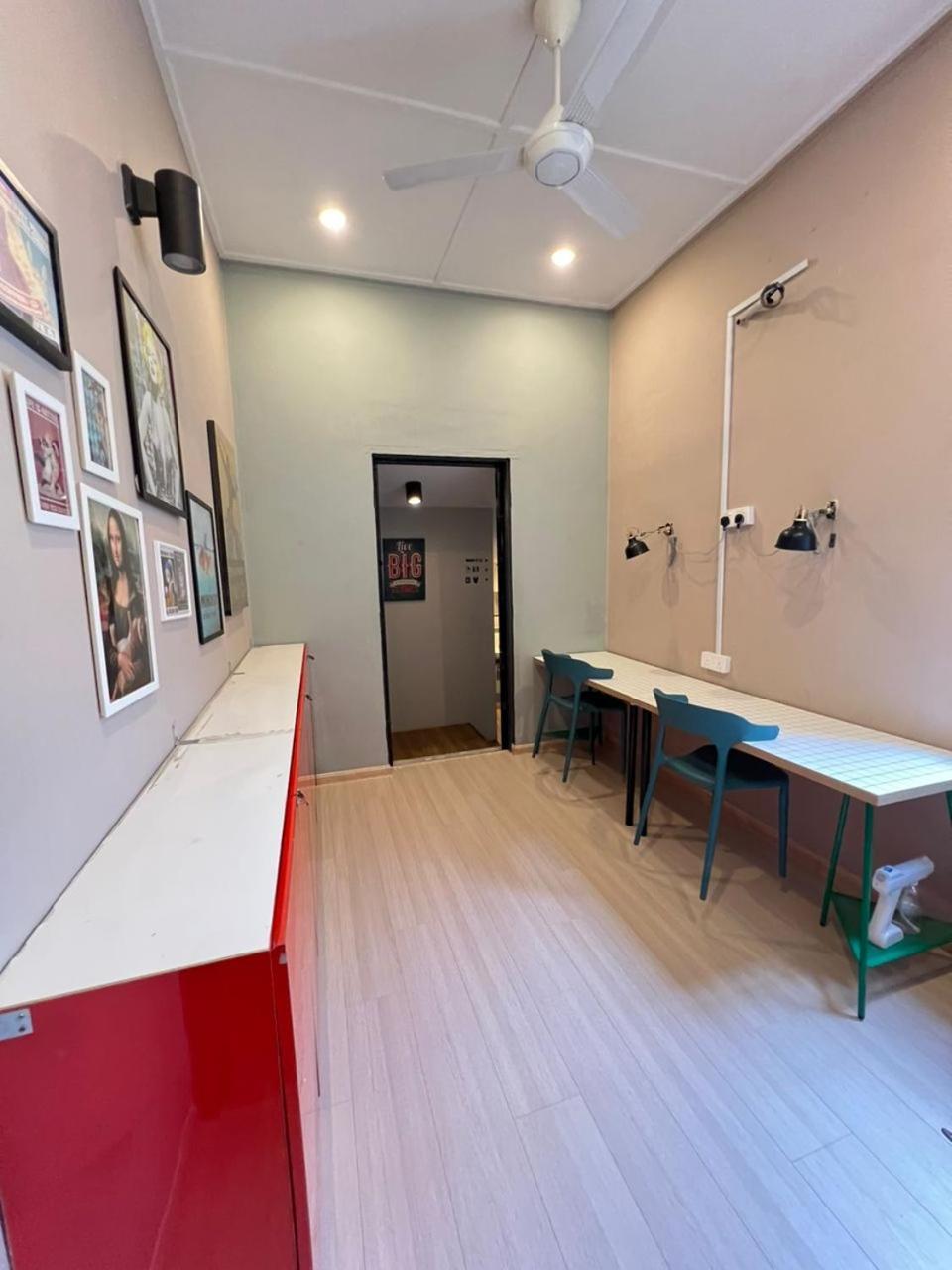 Myroom Georgetown, Off Jalan Burma, Gurney Drive 외부 사진