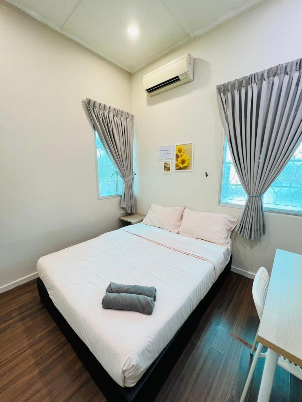 Myroom Georgetown, Off Jalan Burma, Gurney Drive 외부 사진